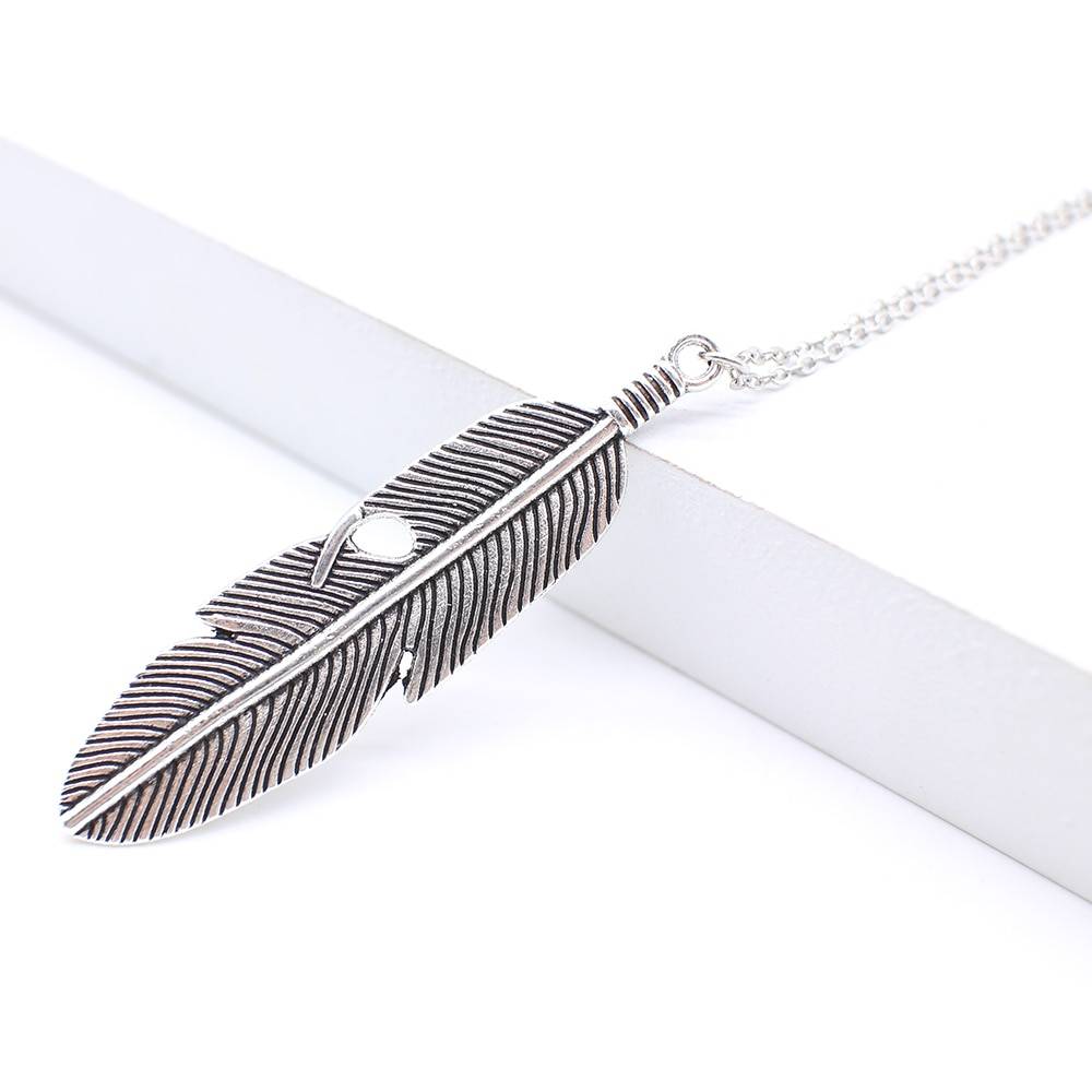Women's Boho Feather Shaped Pendant Necklace Necklaces & Pendants Women's Jewelry