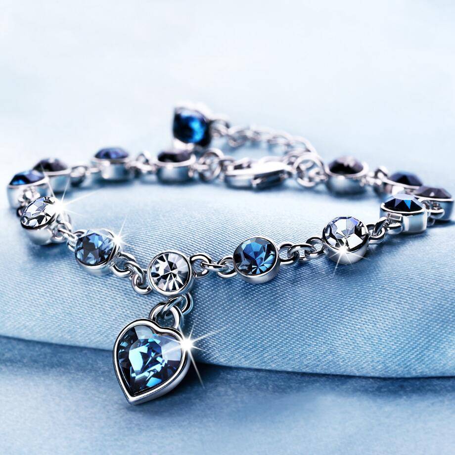 Women's Heart Shaped Crystal Bracelet Bracelets & Bangles Women's Jewelry