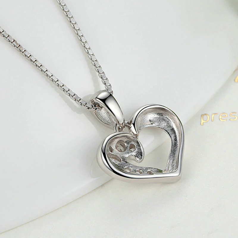 Silver Romantic Heart Pendant Necklace | Jewelry Addicts