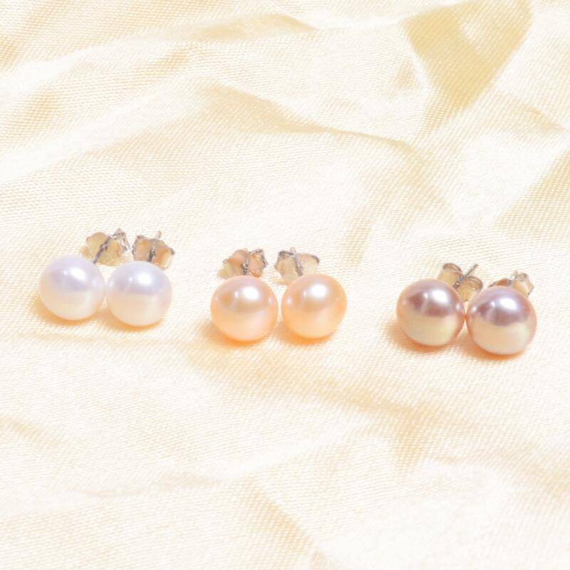 Exquisite Tiny Pearl Women's Stud Earrings Women's Earrings Women's Jewelry