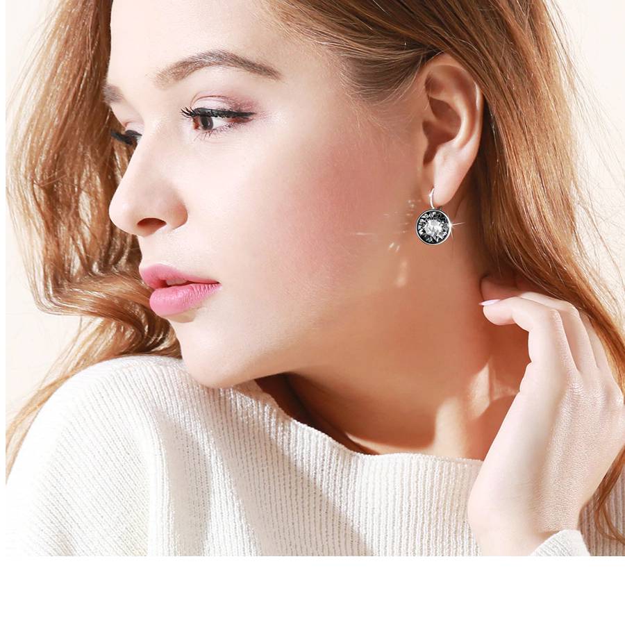 Swarovski Crystals Stud Earrings Rhodium Plated Women's Earrings