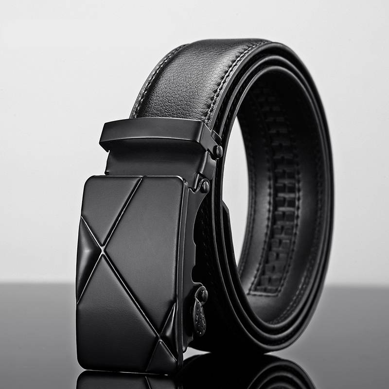 Men's Black Leather Belt with Automatic Buckle.