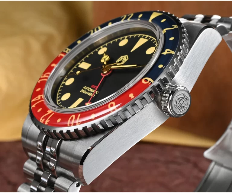 San Martin SN0005 Black Dial Variant: The watch with a matte black dial and Pepsi bezel, showcasing its classic look.