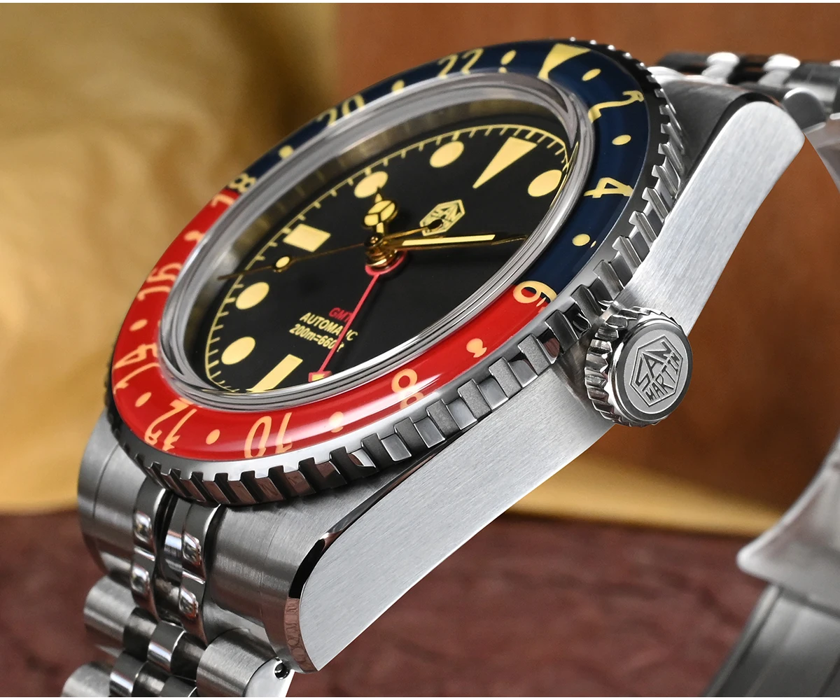 San Martin SN0005 Black Dial Variant: The watch with a matte black dial and Pepsi bezel, showcasing its classic look.