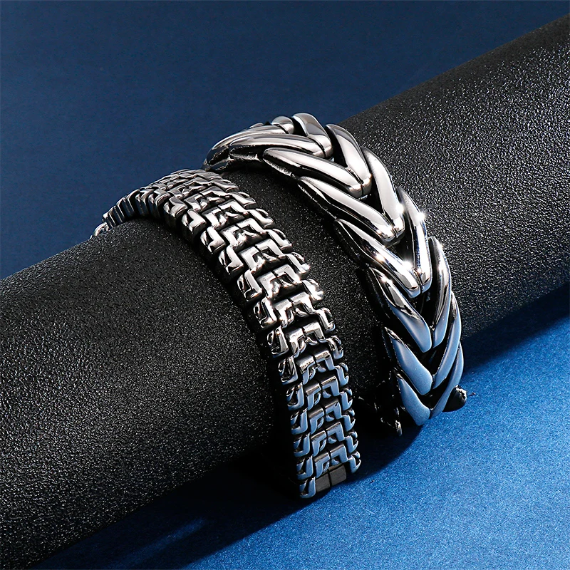 Punk High Polished Arrow Shaped Bracelet
