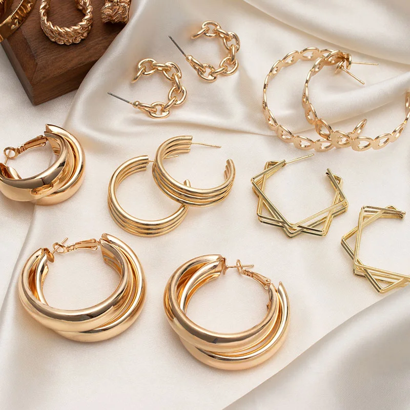 Fashion Golden Hoop Earrings for Women Vintage Geometric