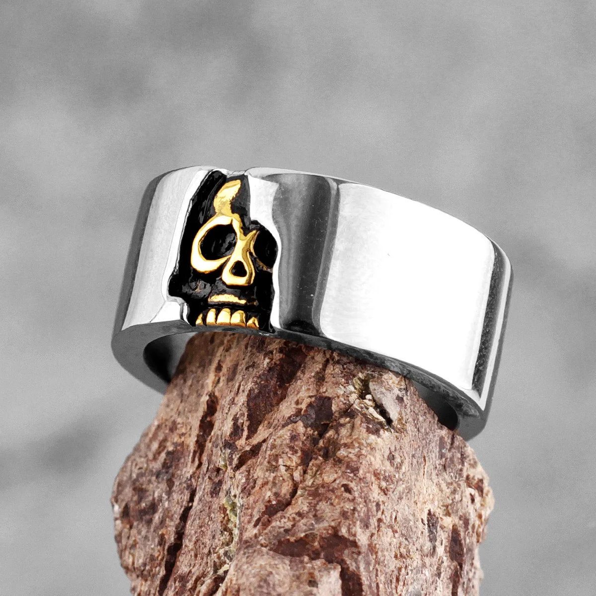 Bikers Stainless Steel Gothic Skull Ring