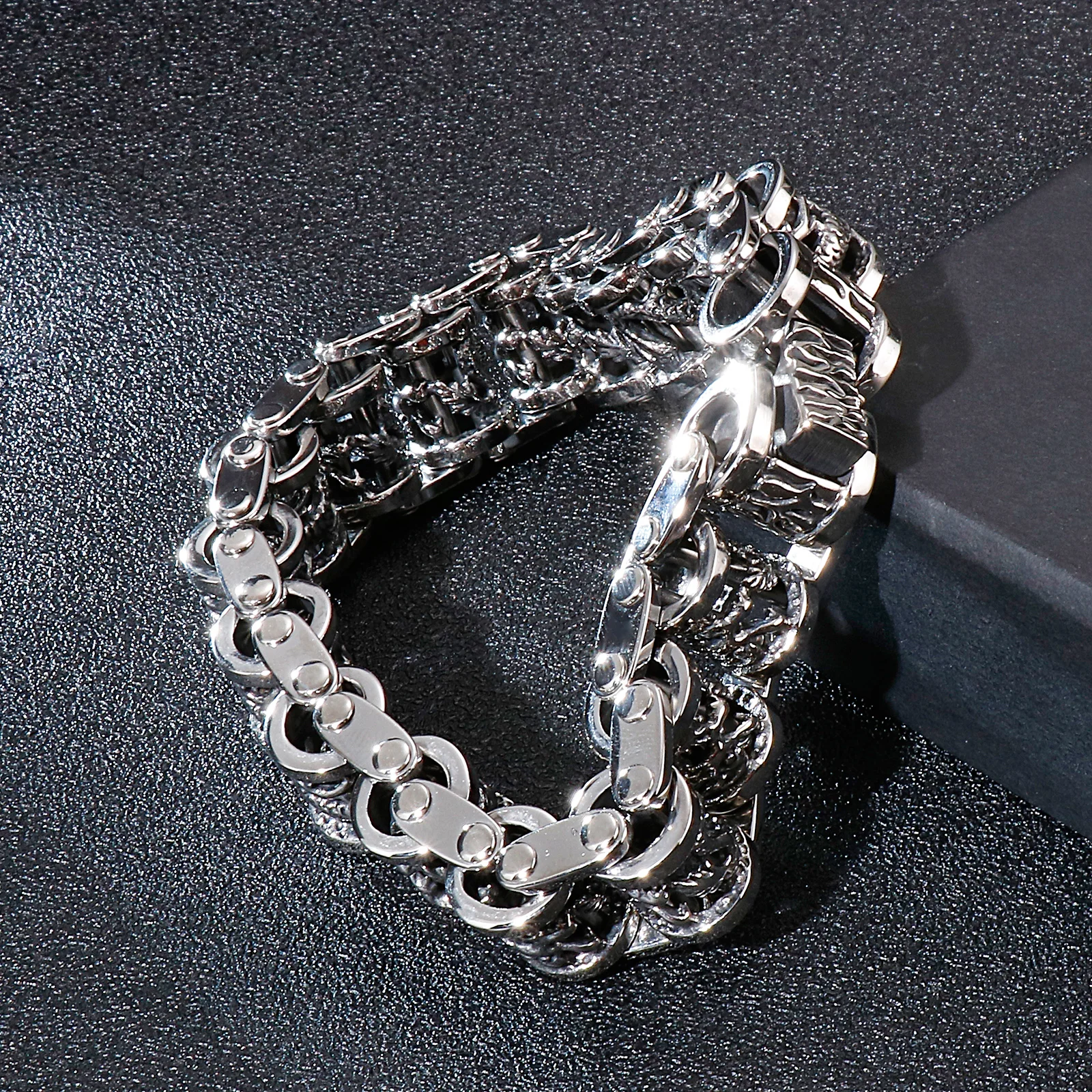 Vintage Ancient Dragon Totem Amulet Bracelet