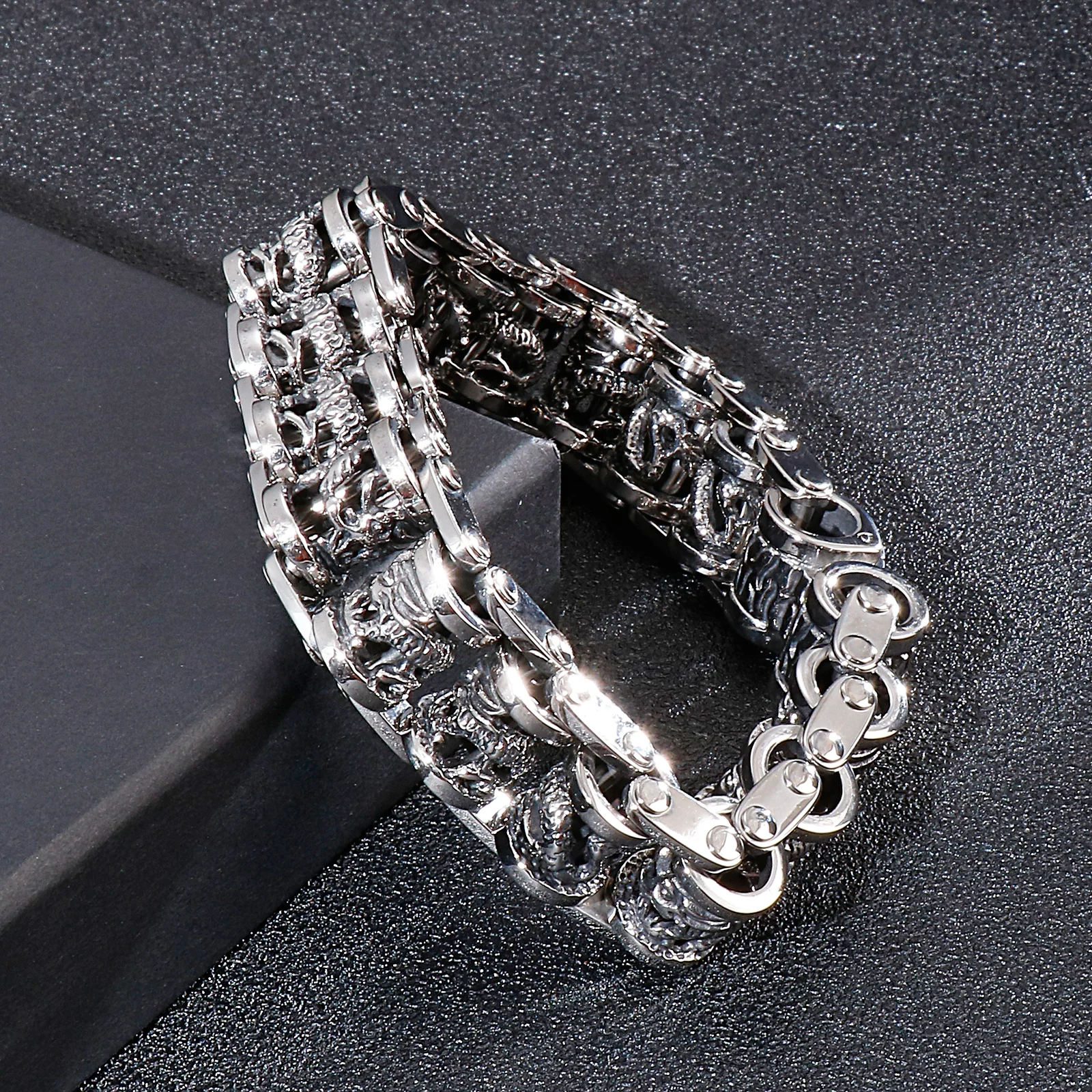 Vintage Ancient Dragon Totem Amulet Bracelet