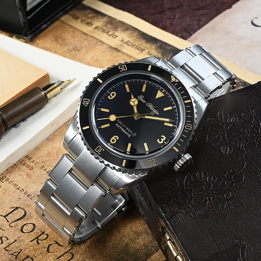 San Martin Vintage 6200 Retro Water Ghost Watch