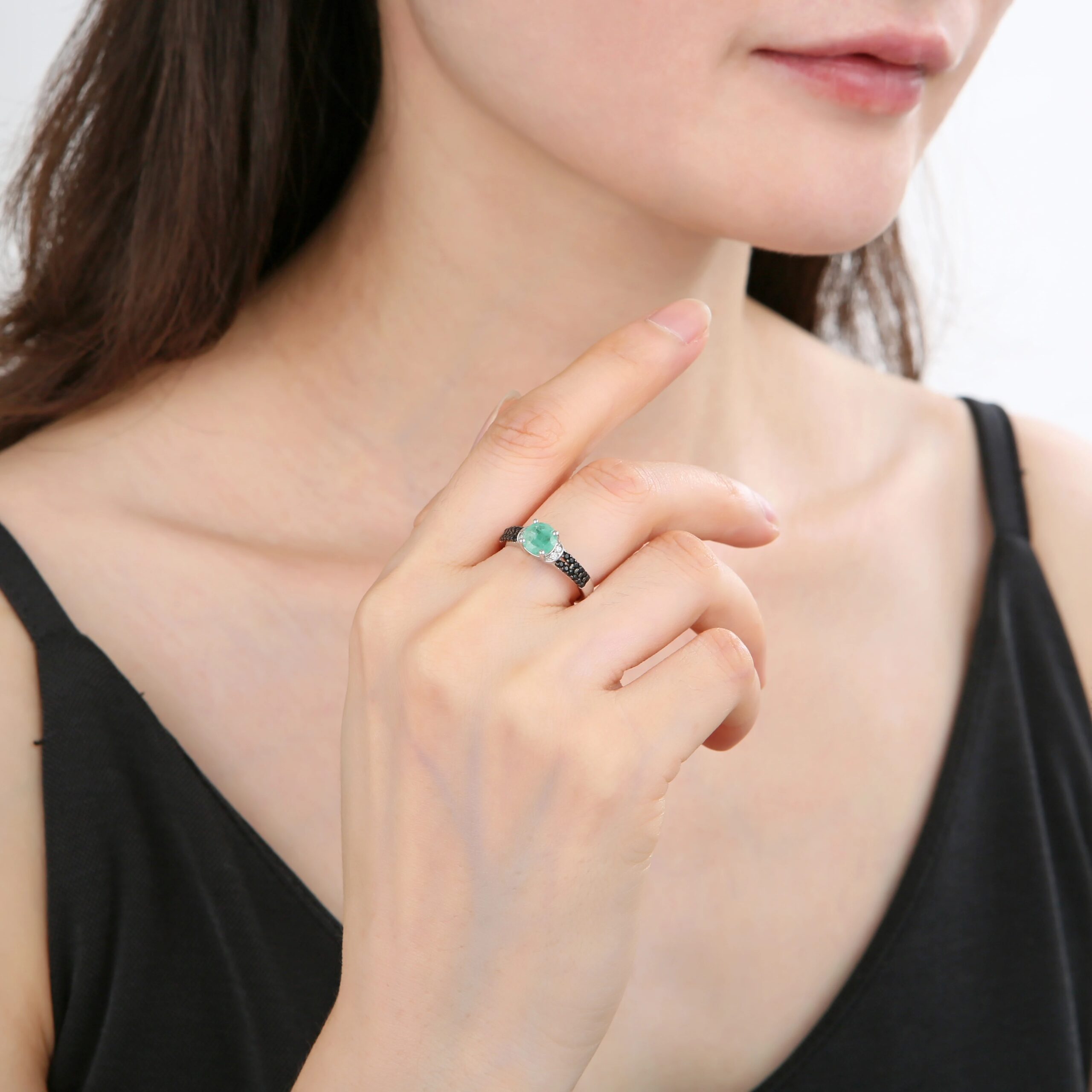 Natural Emerald Engagement Ring For Women