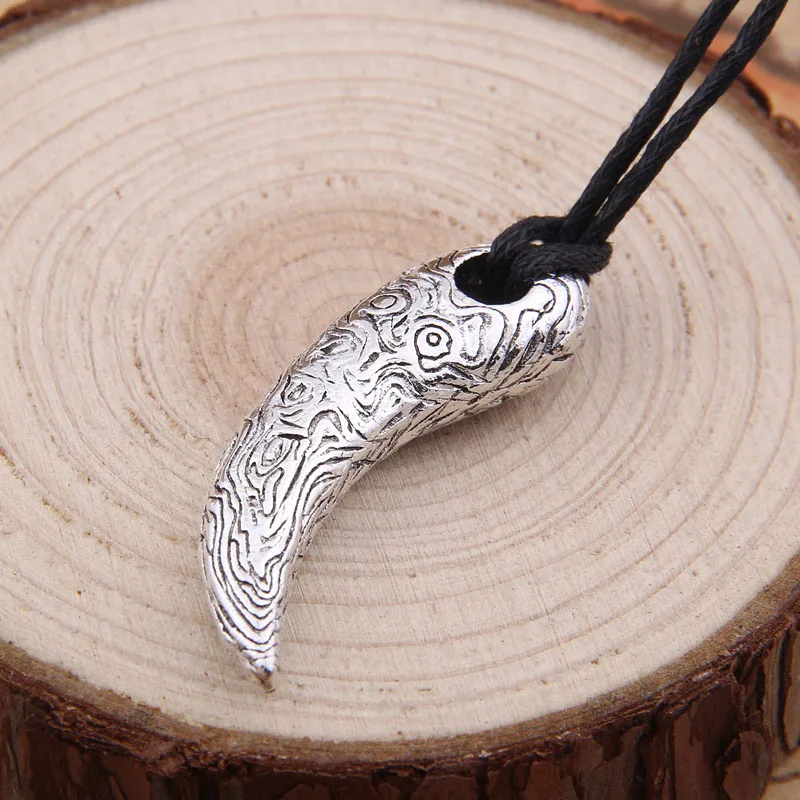 Handmade Damascus Steel Bear Wolf Tooth Pendant