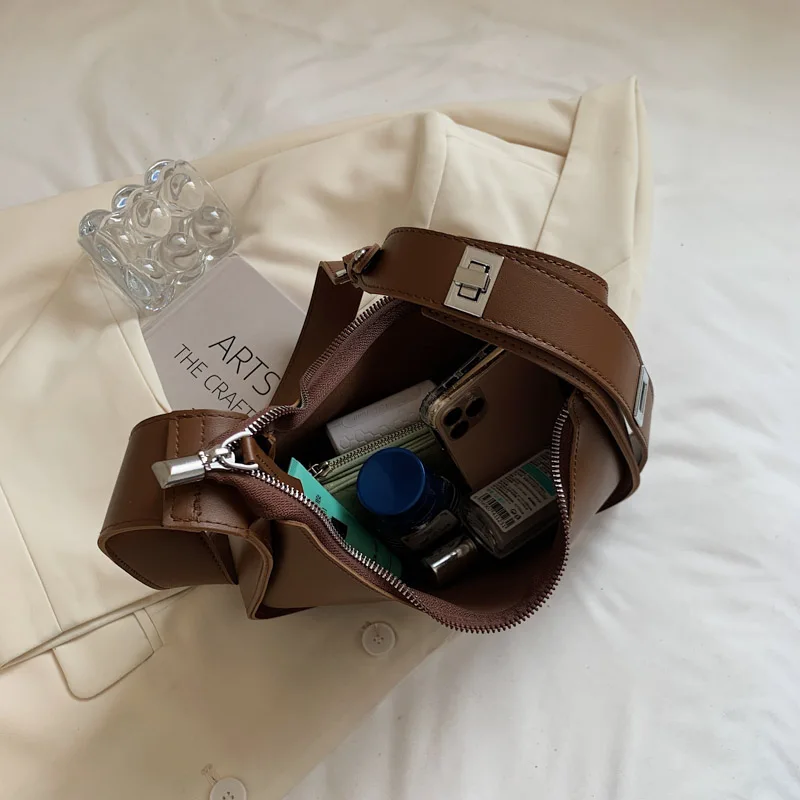 Retro Classic Shoulder Tote Handbag