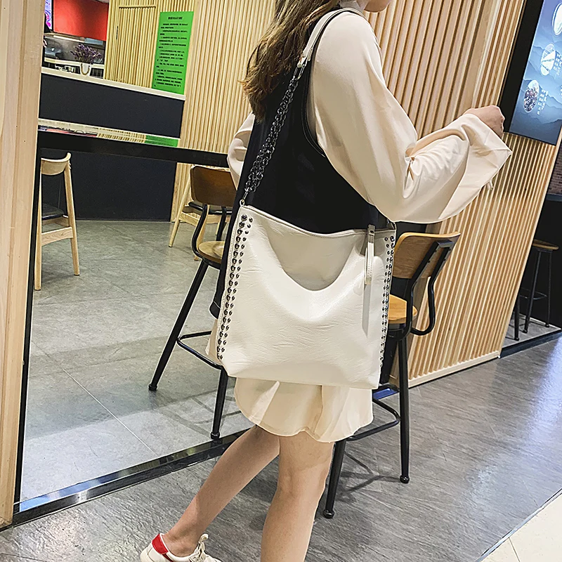Casual Rivet Shoulder Bag Womens Chain Crossbody Bags