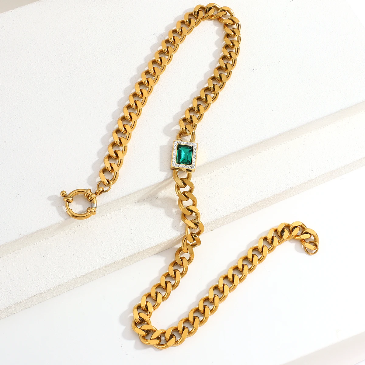 Fashion Cuban Chain Necklace with Green Crystal
