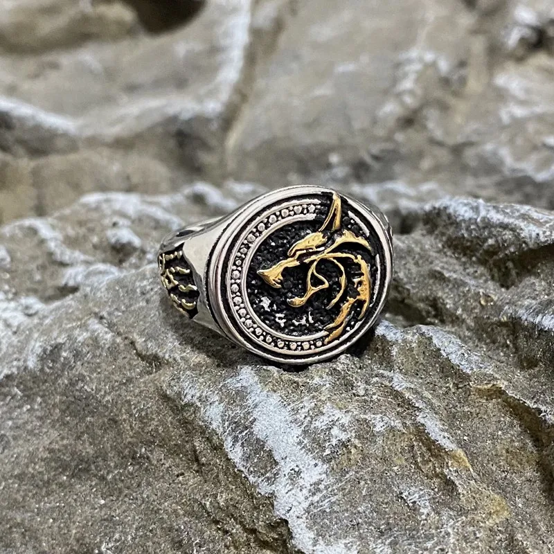 Nordic Wizard Warrior Hunter Wolf Head Ring