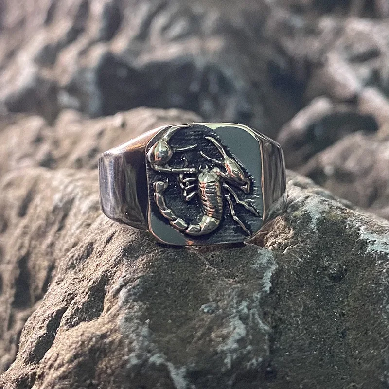 Stainless Steel Vintage Scorpion Pattern Ring