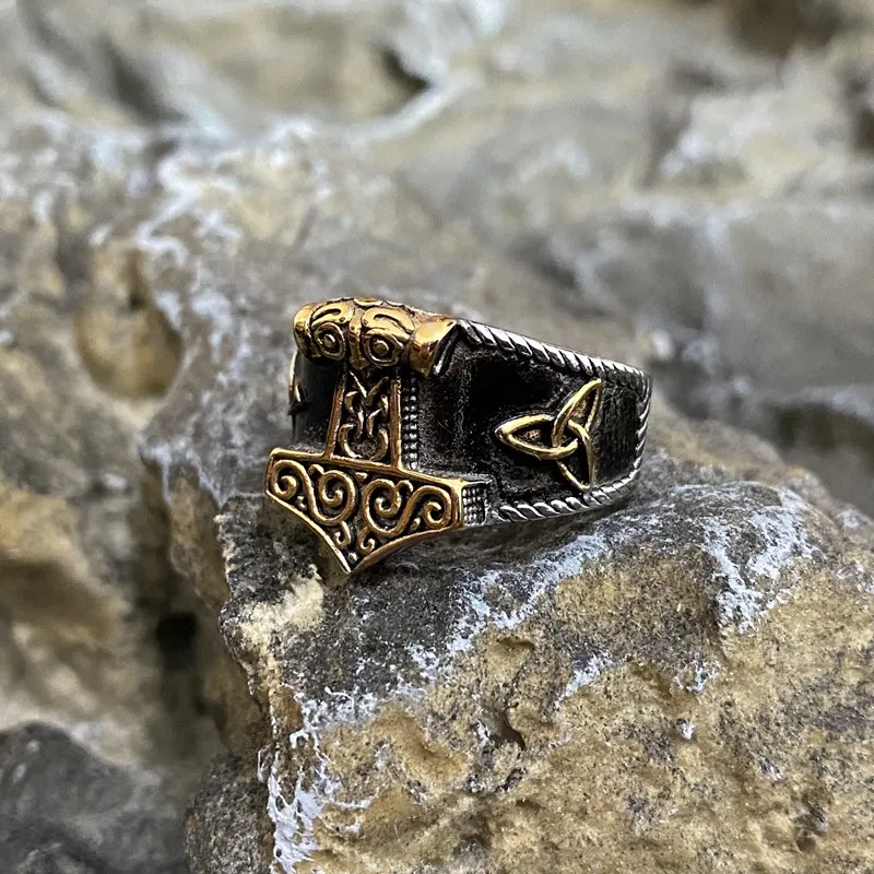 Thors Hammer Ring Celtic Knots