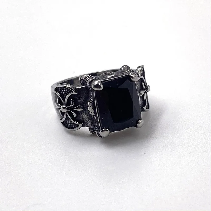Viking Black Gemstone Axe Vintage Ring