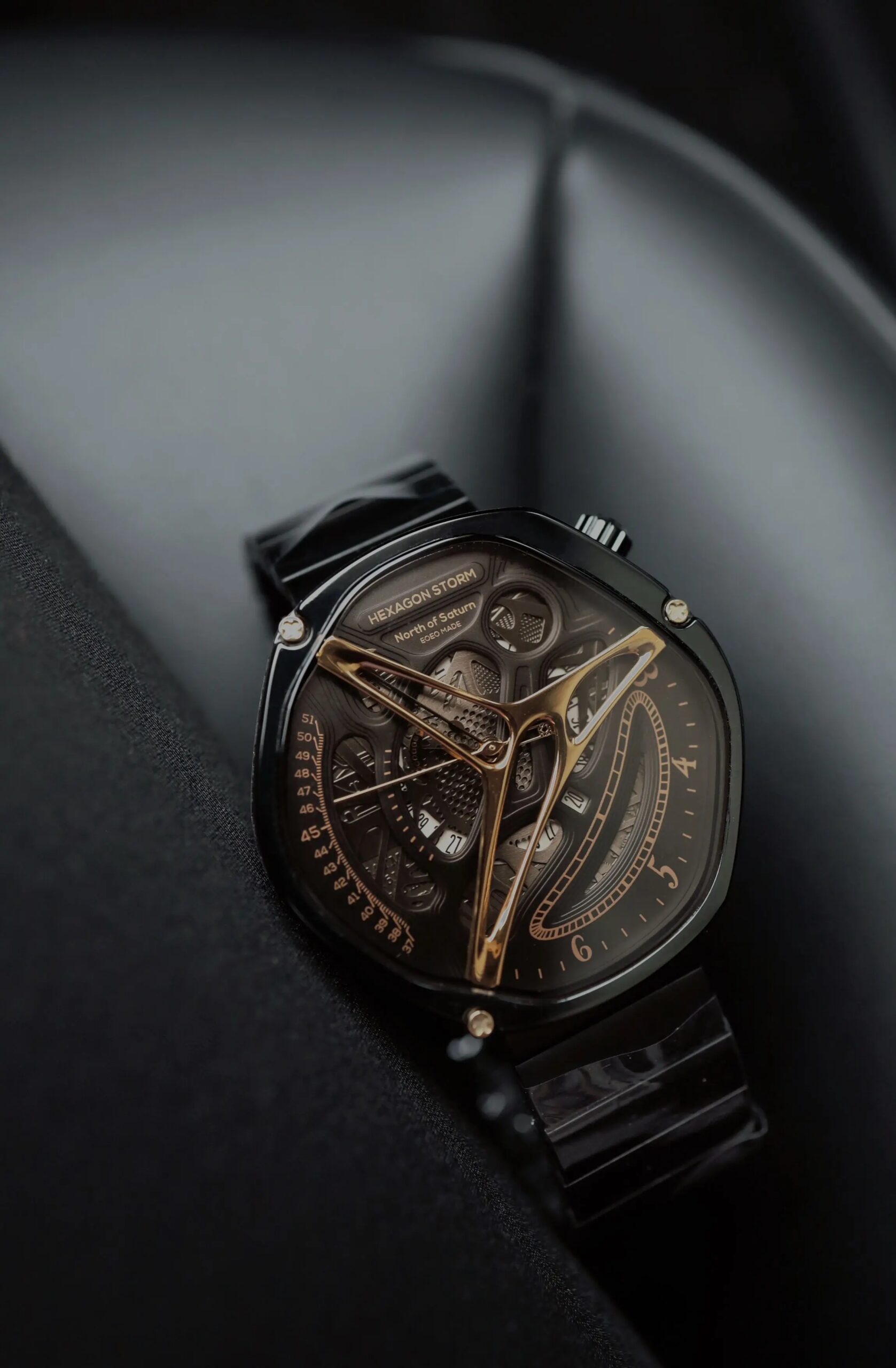 Hexagon Dial Quartz Men's Wrist Watches HS-9700