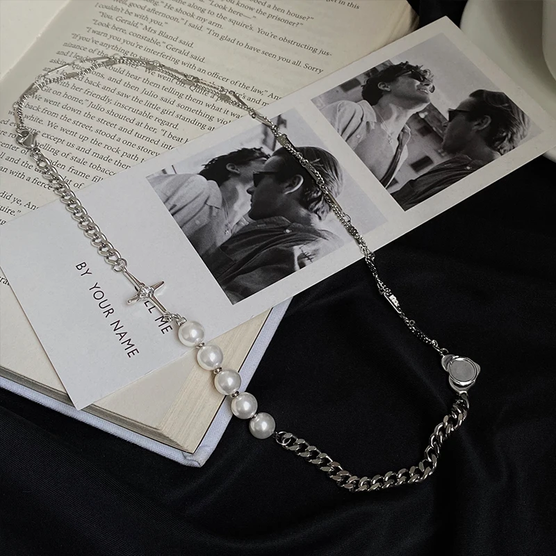 White Pearl Necklace Stitching Silver Chain Choker