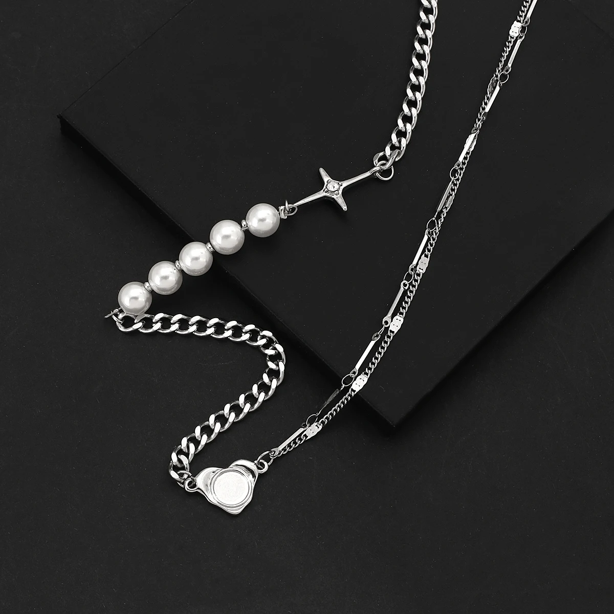 White Pearl Necklace Stitching Silver Chain Choker