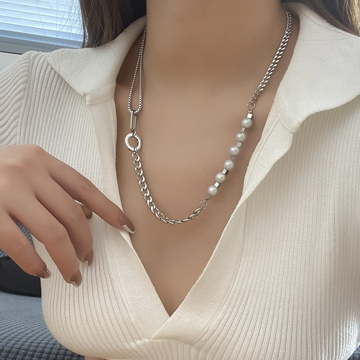 Trendy Stitching Reflective Pearl Necklace for Women