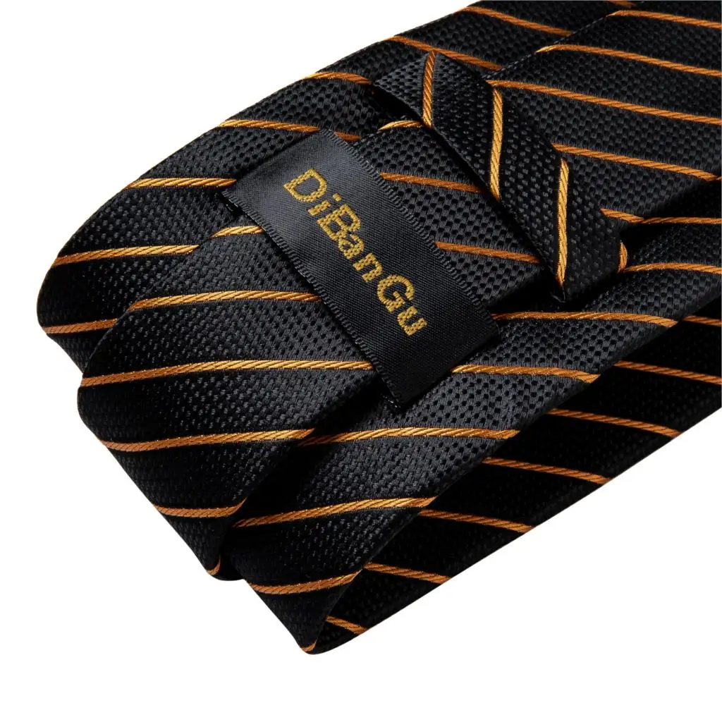 Men's Patterned Silk Tie