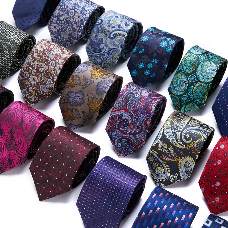 Elegant Floral Patterned Tie For Men
