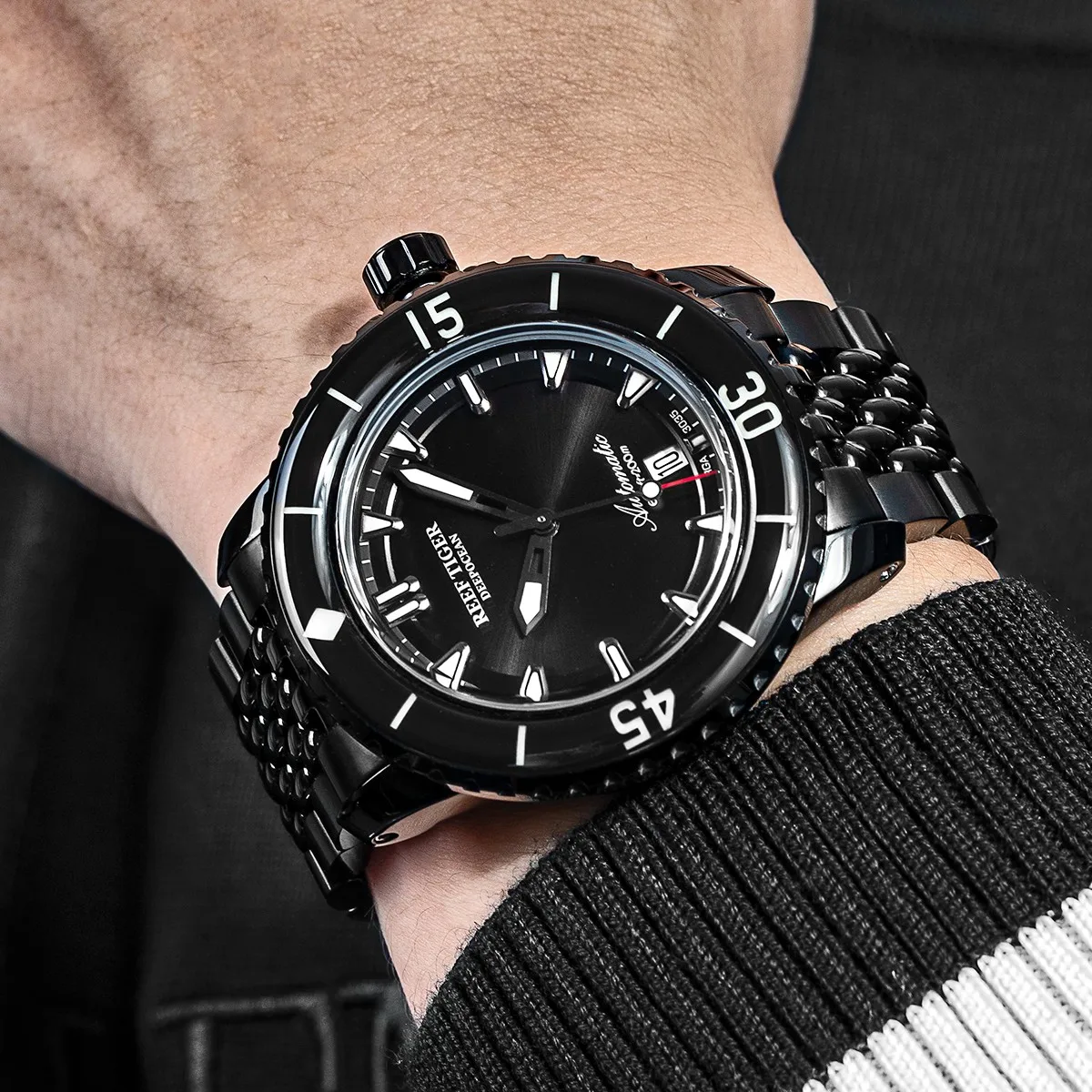 Reef Tiger Watch Sapphire Crystal Bracelet