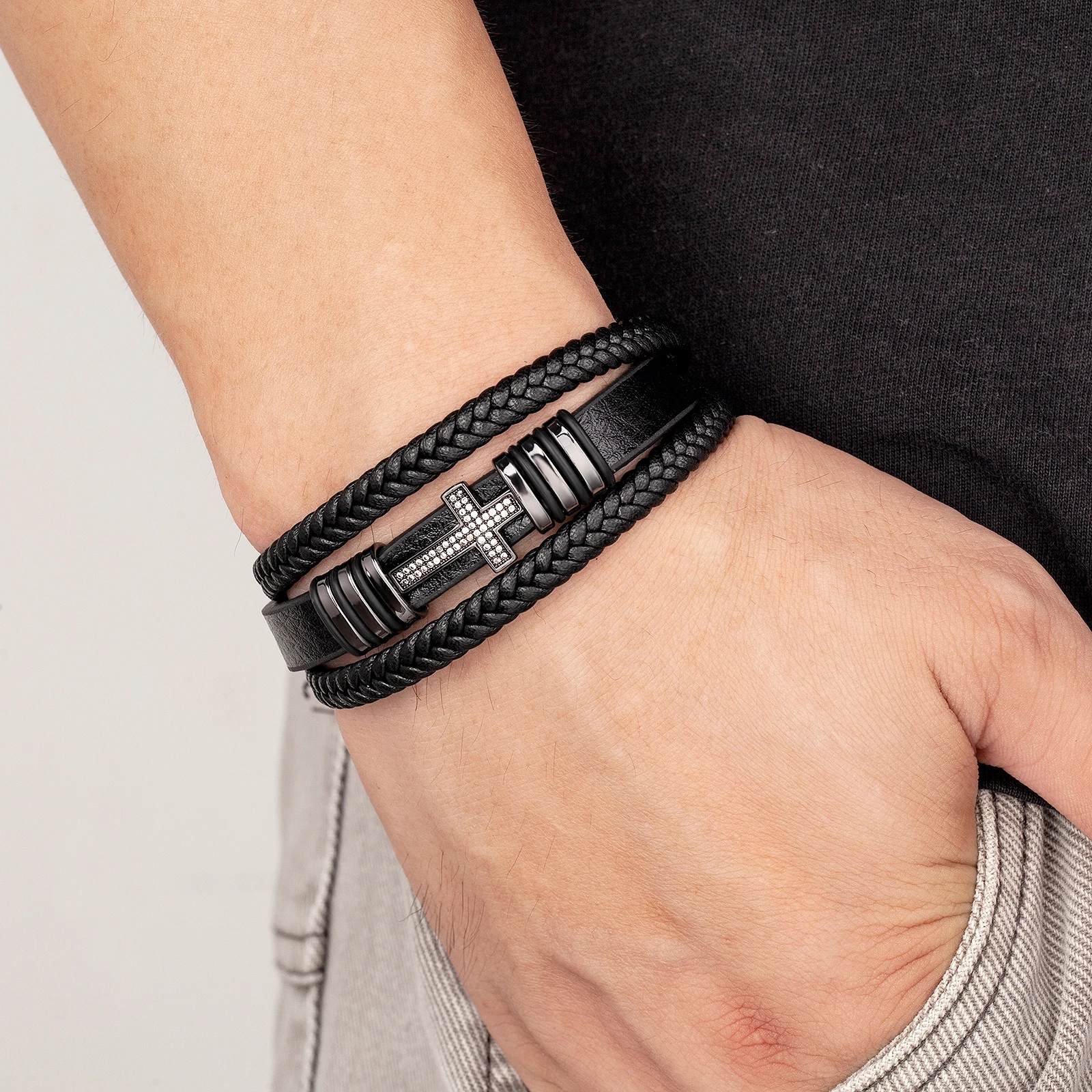 Vintage Men's Cross Leather Bracelet