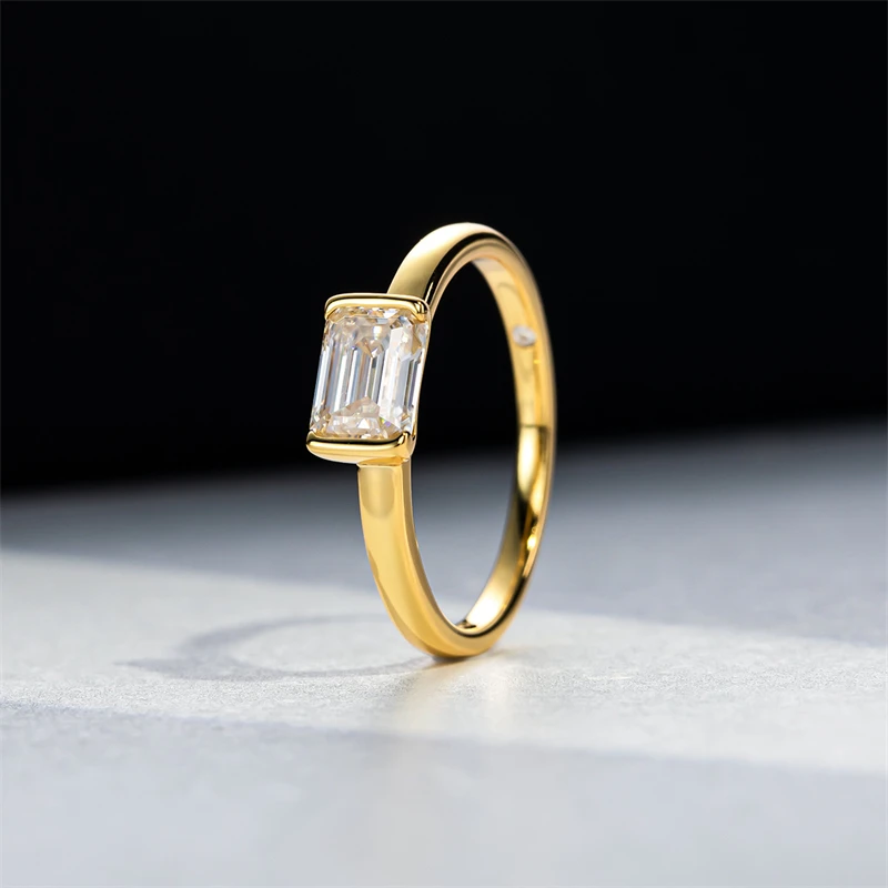1 Carat Emerald Cut Moissanite Ring