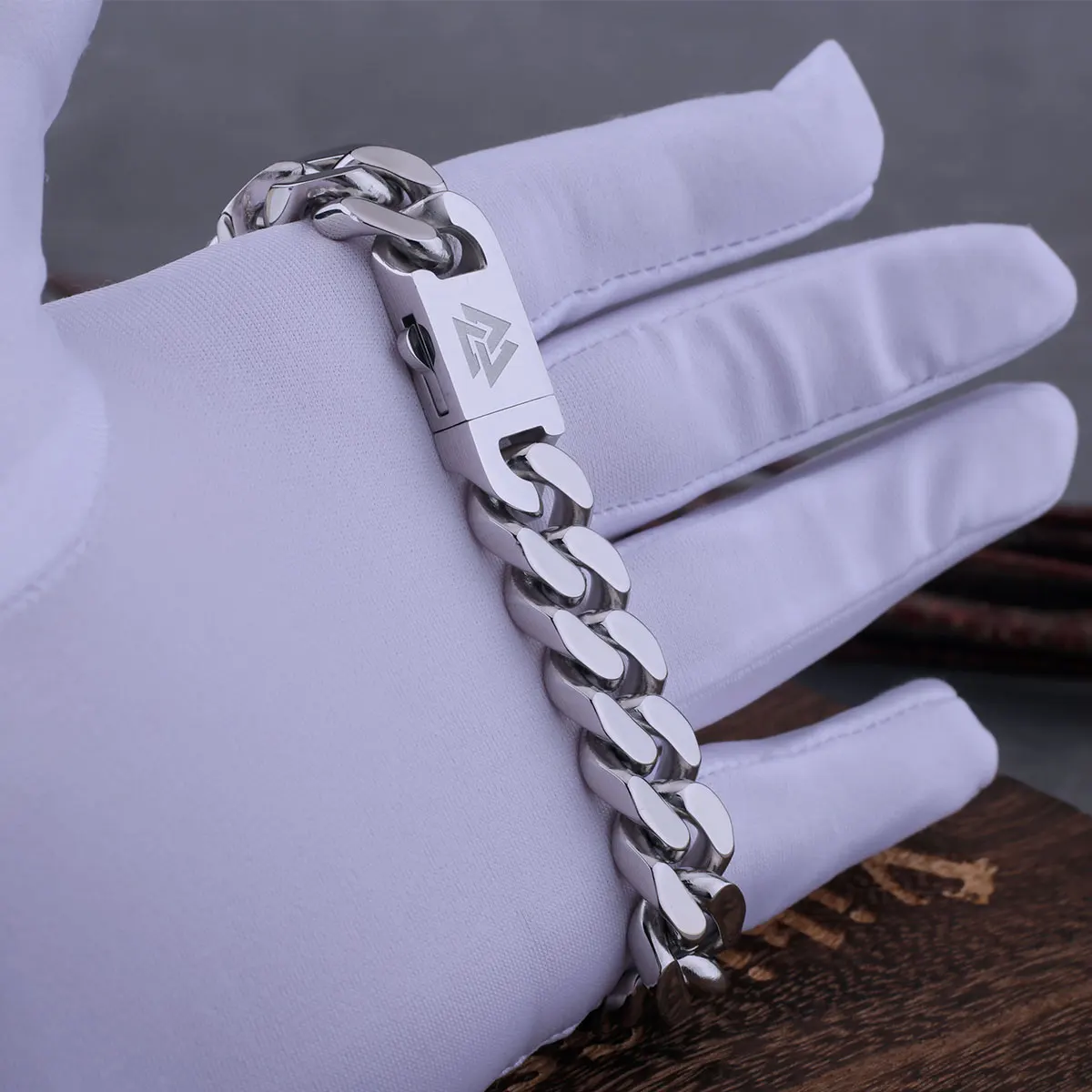 Stainless Steel Cuban Chain Men's Bracelet