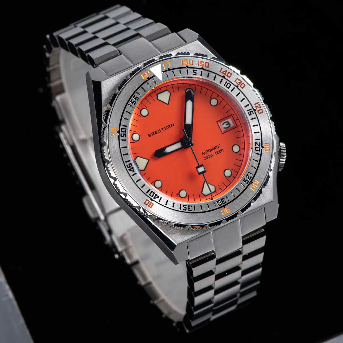 Seestern Vintage Sub 600T Automatic Dive Watch