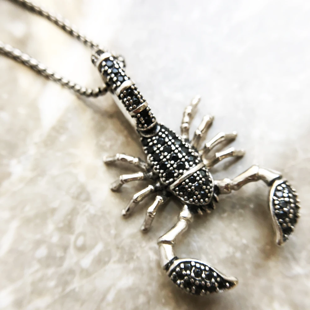 Scorpion Pendant Link Chain Necklace