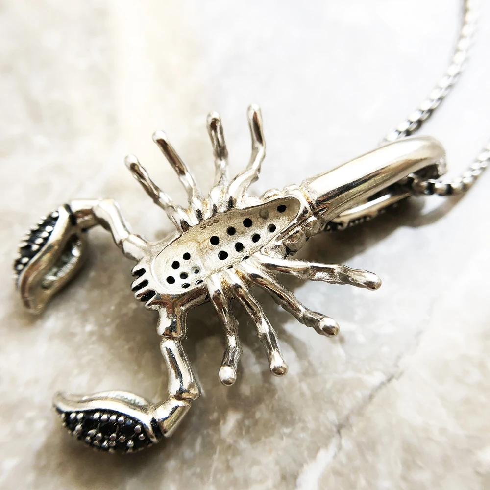 Scorpion Pendant Link Chain Necklace