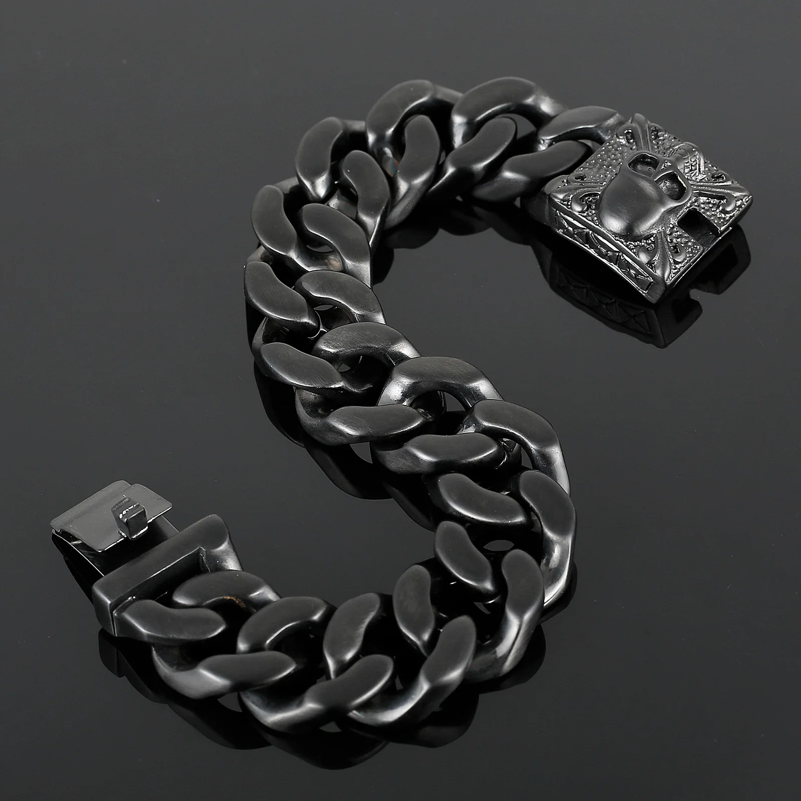 Stainless Steel Skull Clasp Curb Chain Bracelet
