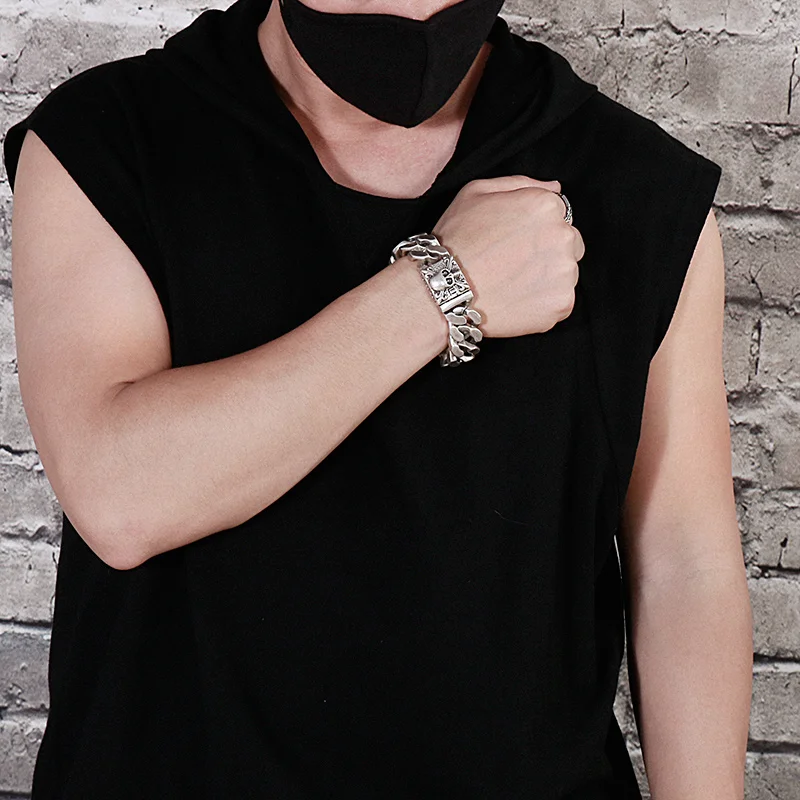 Stainless Steel Skull Clasp Curb Chain Bracelet