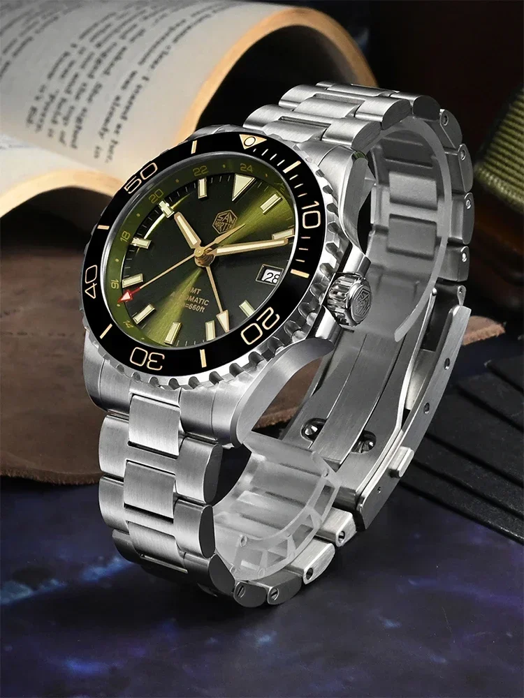 San Martin SN0136-G Diver GMT Watch