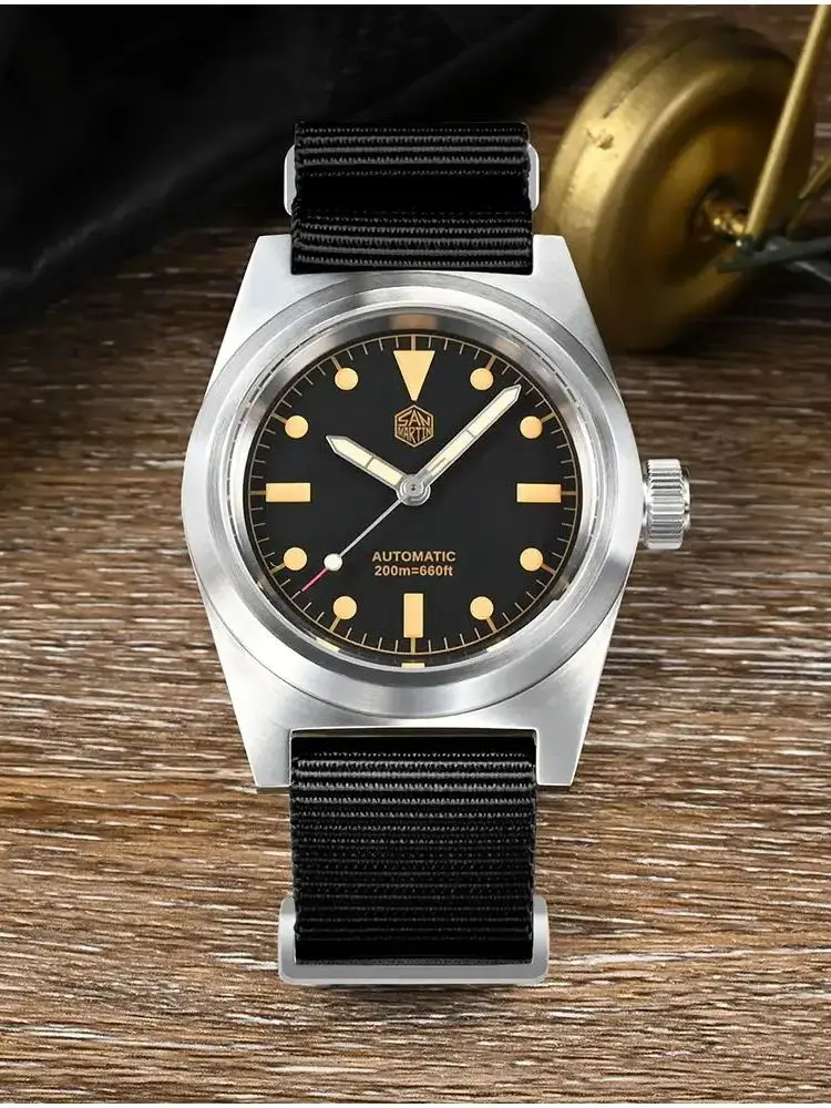 San Martin 38mm Pilot Watch SN0029G