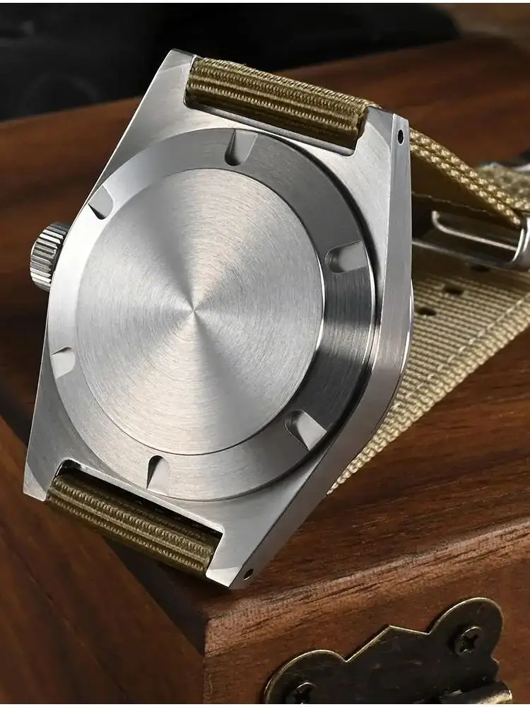 San Martin 38mm Pilot Watch SN0029G