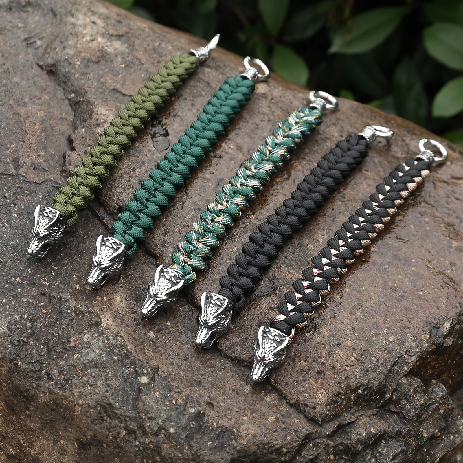 Paracord Viking Celtic Wolf Bracelet