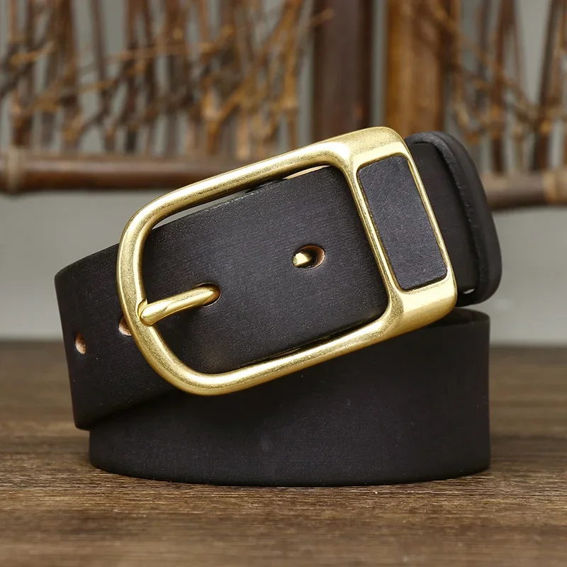 Leather Belt with Fashionable Brass Buckle