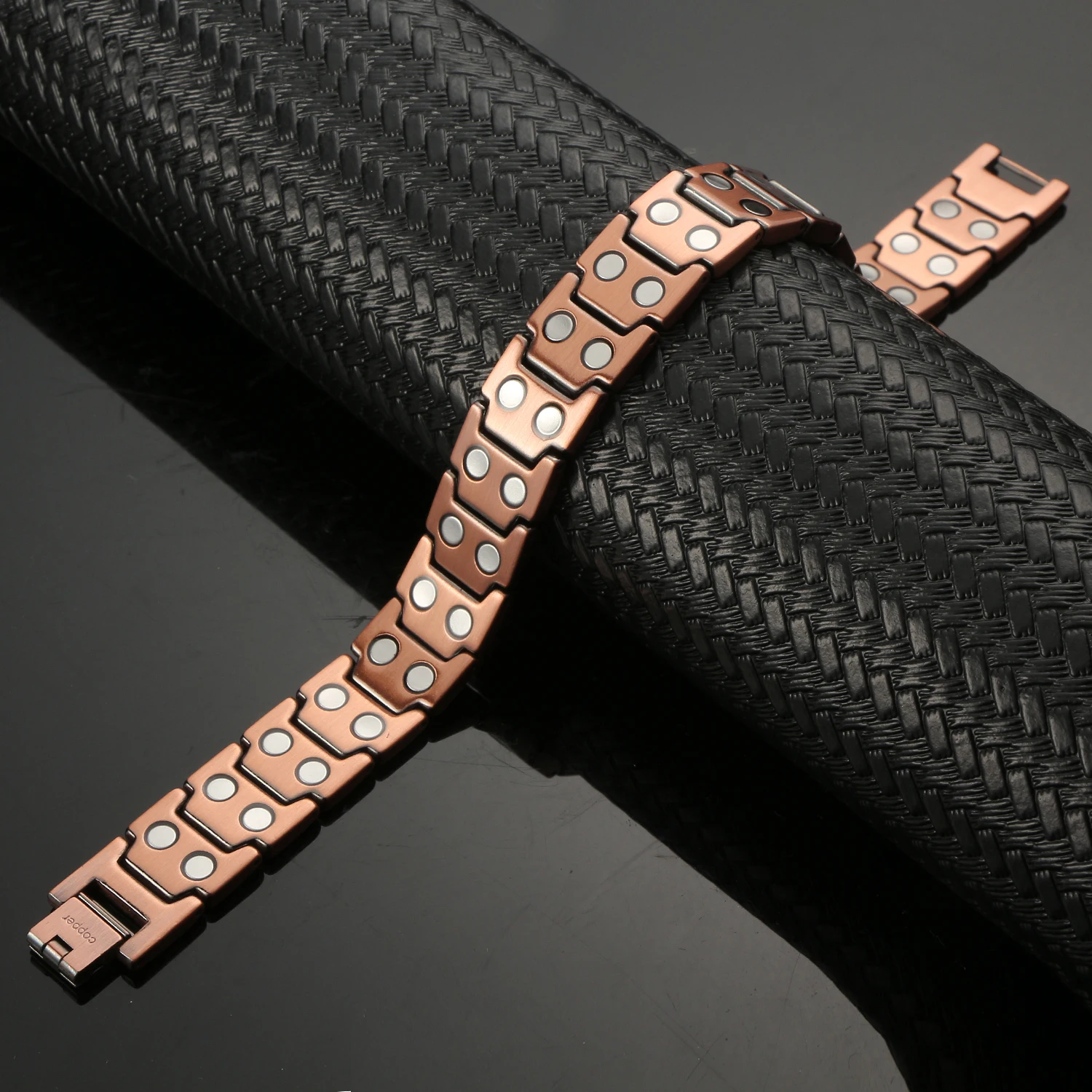 Copper Bracelet with 3000 Gauss Magnets