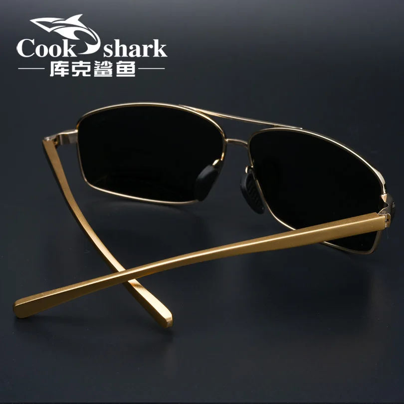 COOKSHARK Classic Rectangle Sunglasses