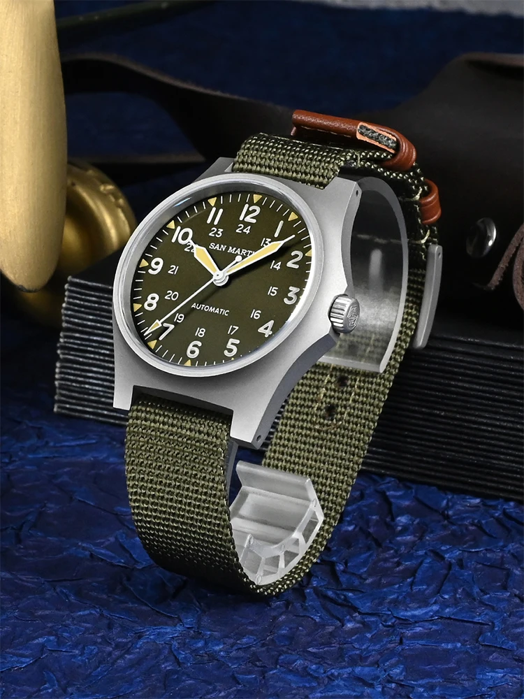 San Martin SN0137 Vintage Wristwatch
