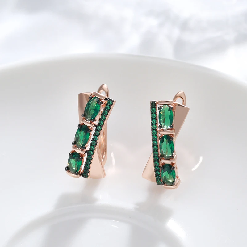 Green Natural Zircon English Earrings