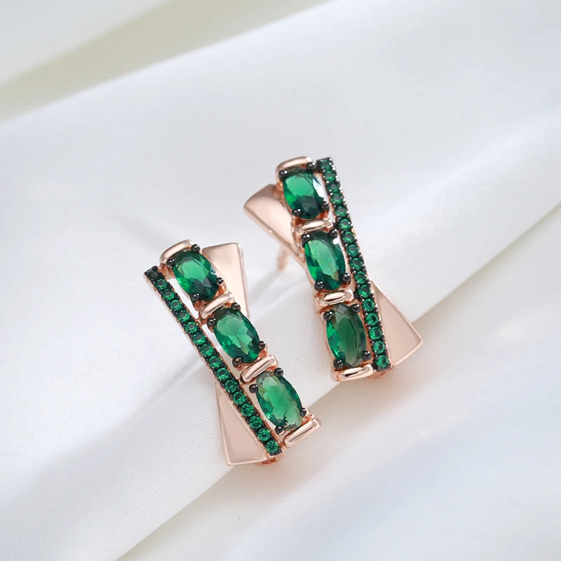 Green Natural Zircon English Earrings