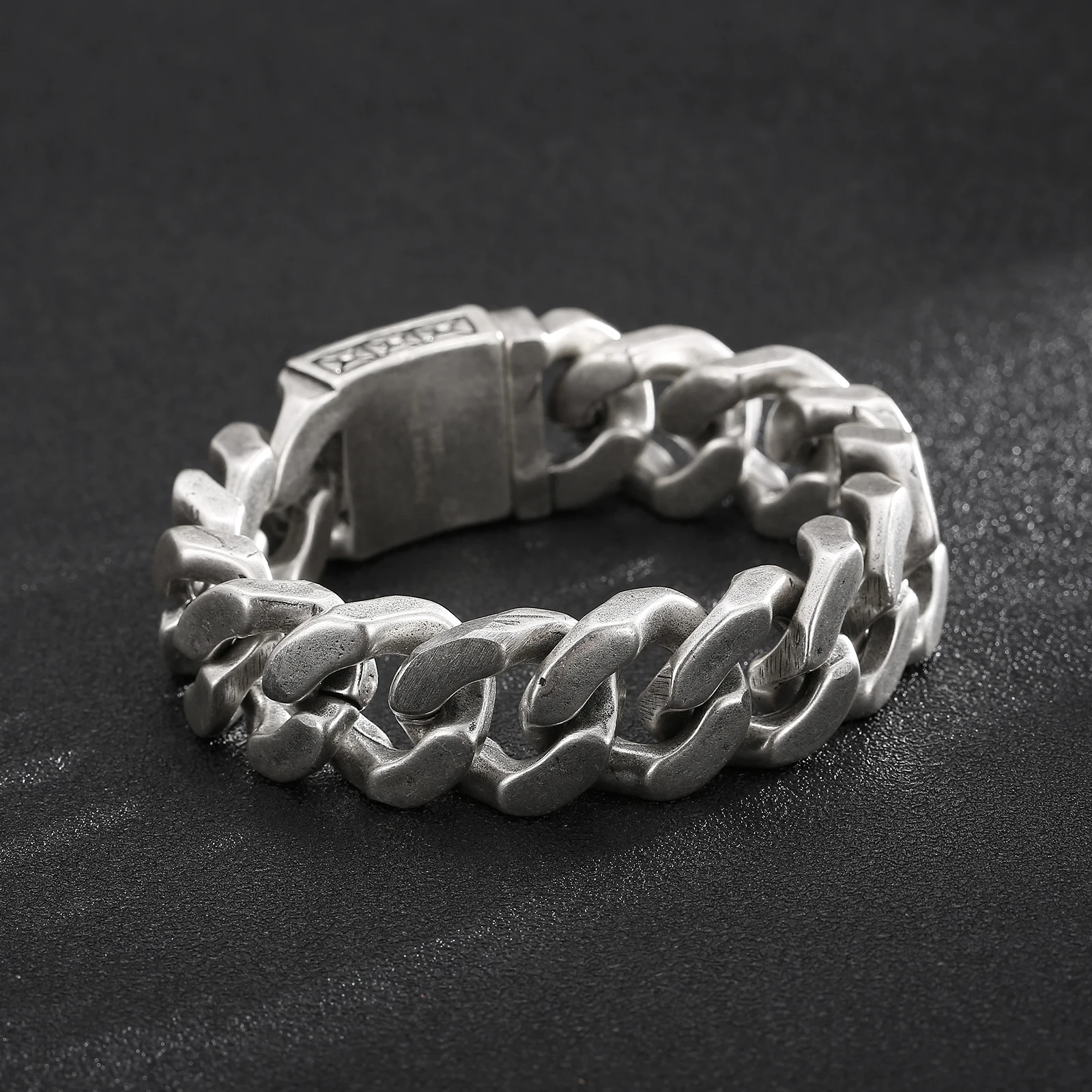Vintage Steel Curb Chain Bracelet with Skull