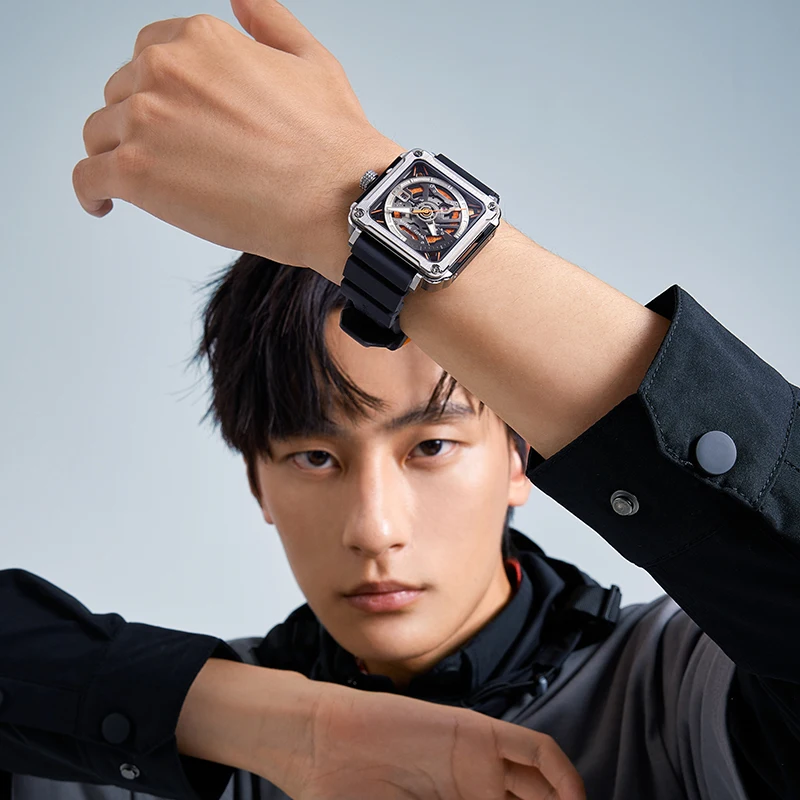 Welly Merck Interstellar Series Square Watch